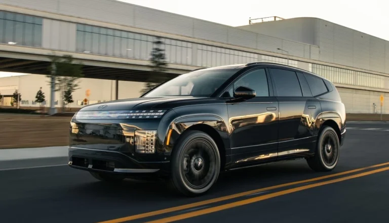 Hyundai Ioniq 9 AWD Performance Calligraphy Black Ink (2027)