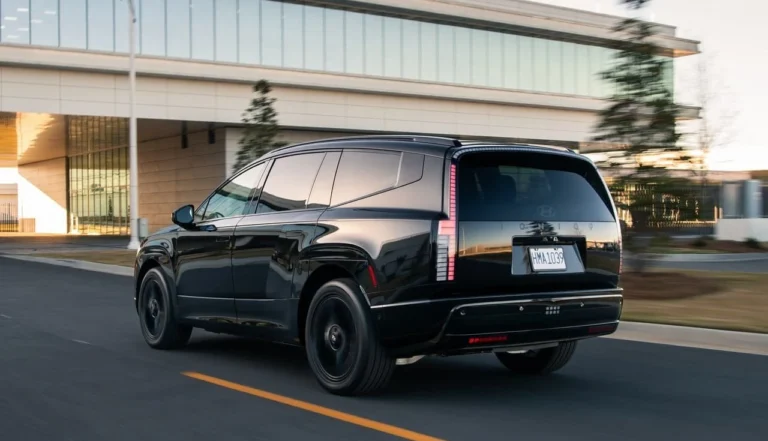 Hyundai Ioniq 9 AWD Performance Calligraphy Black Ink (2027)