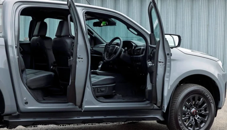 Isuzu D-MAX EV V-Cross 2026