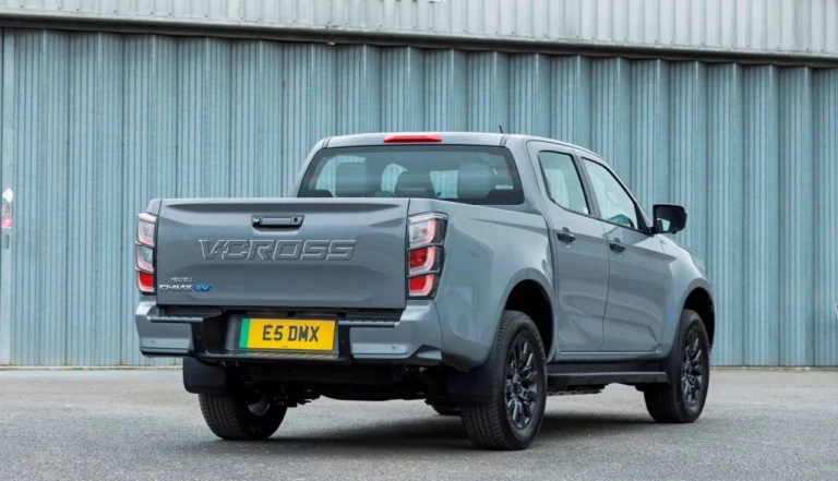 Isuzu D-MAX EV V-Cross 2026