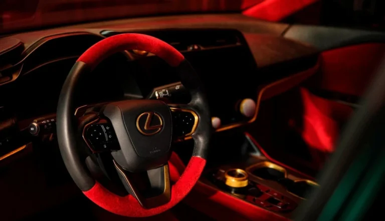 Lexus RZ Blue in Green Edition