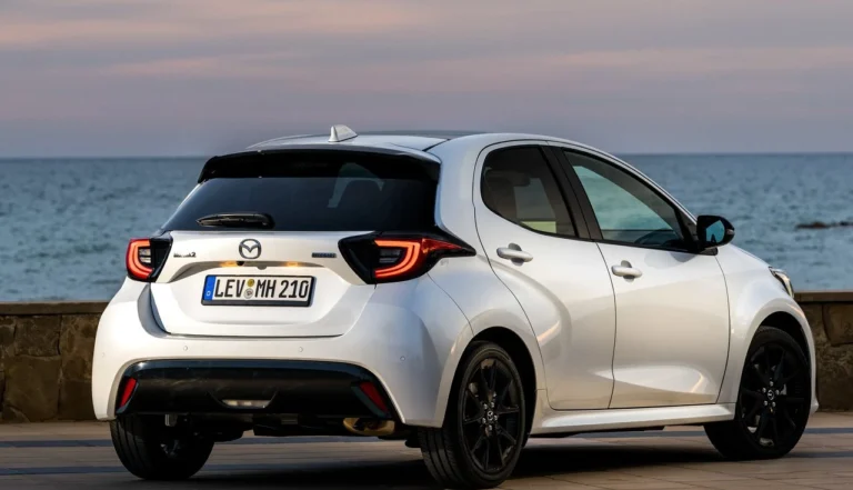 Mazda2 Hybrid