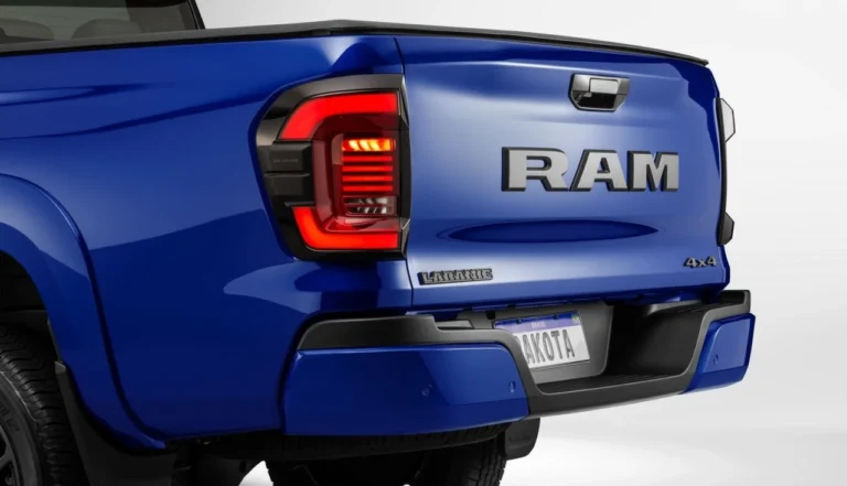 Ram Dakota Night Edition