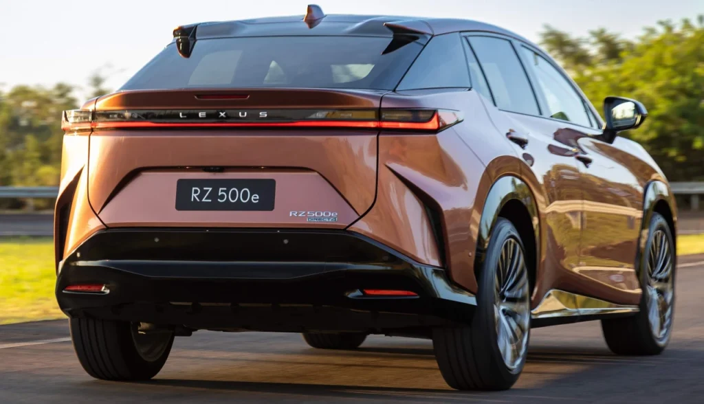 Lexus RZ 500e