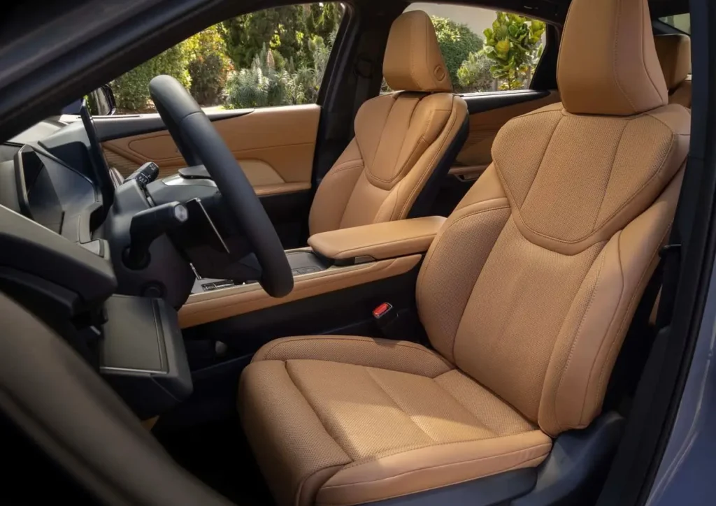 Lexus ES 350e 2026