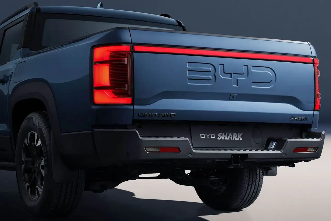BYD Shark 2026