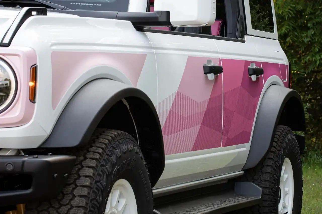 Ford Bronco Desert Rising