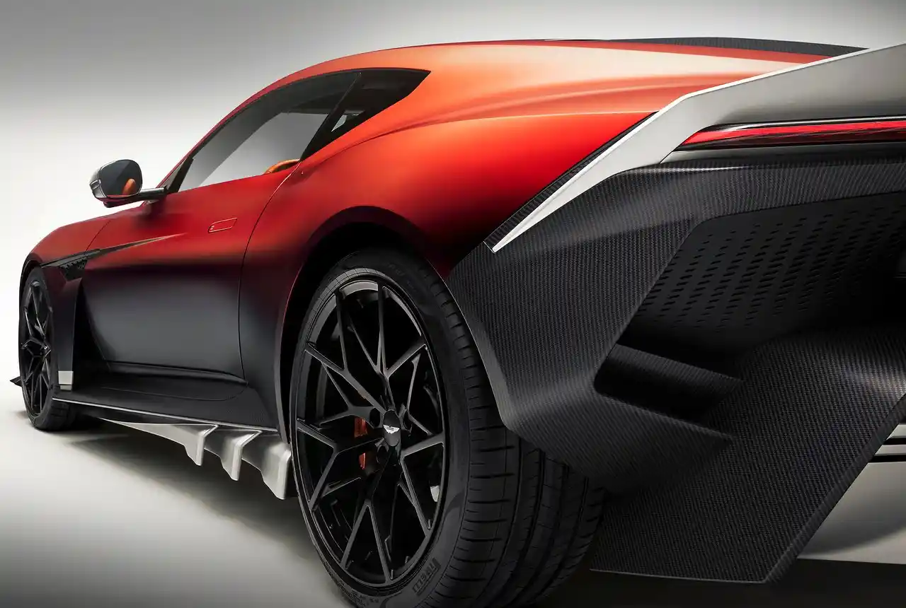 Aston Martin Valen