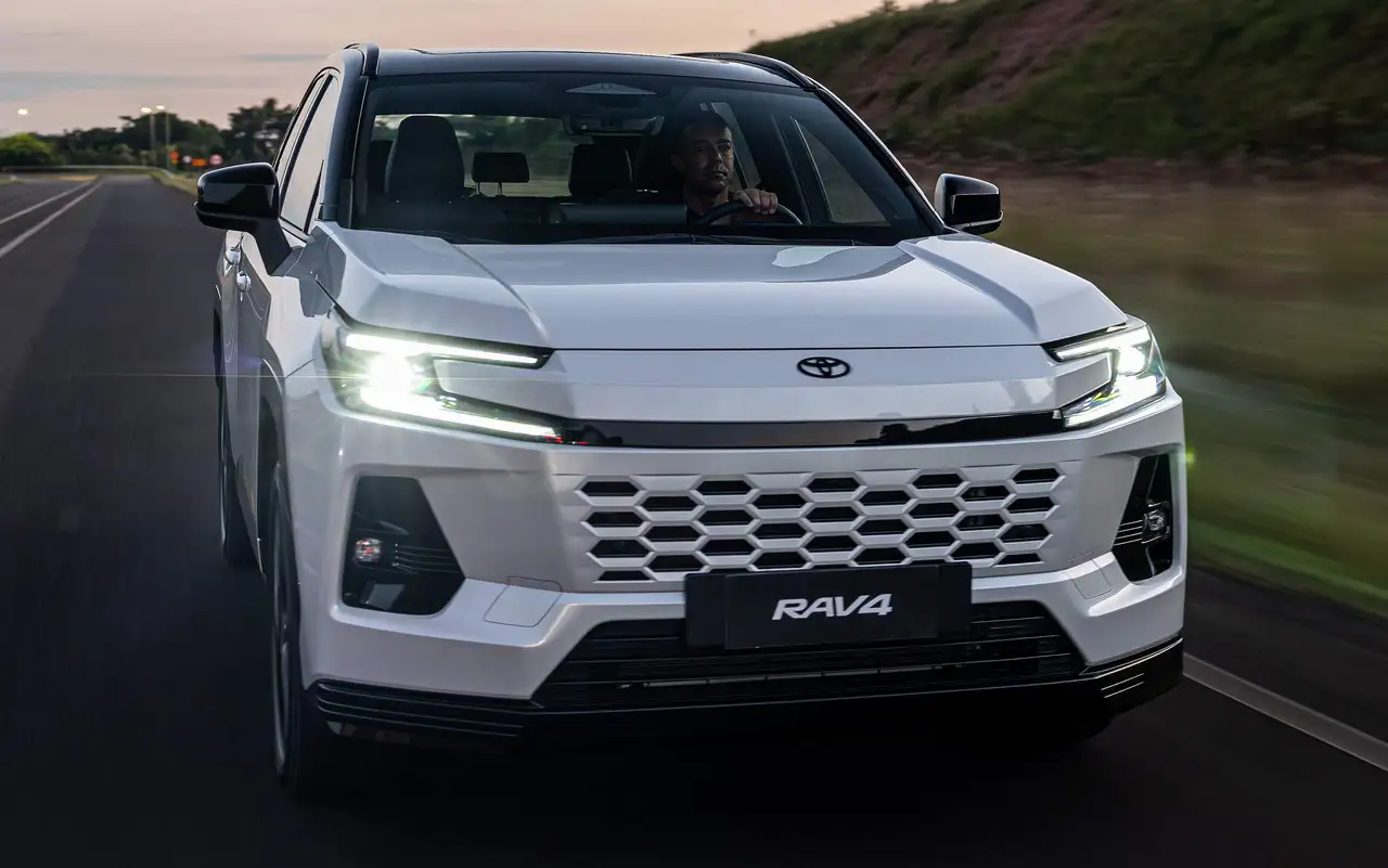 Toyota RAV4 Plug-in Hybrid 2026