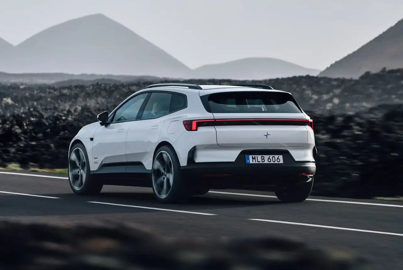 Polestar 4 SUV