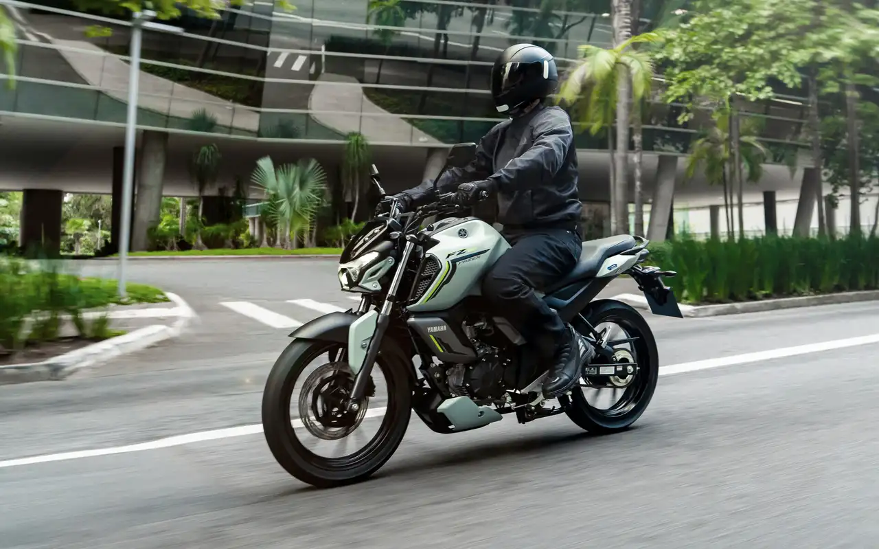Fazer FZ15 2027