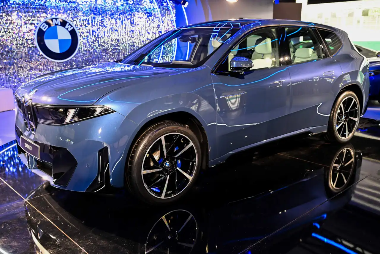 BMW iX3 2027