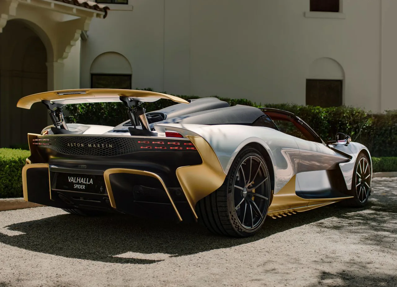 Aston Martin Valhalla Spider