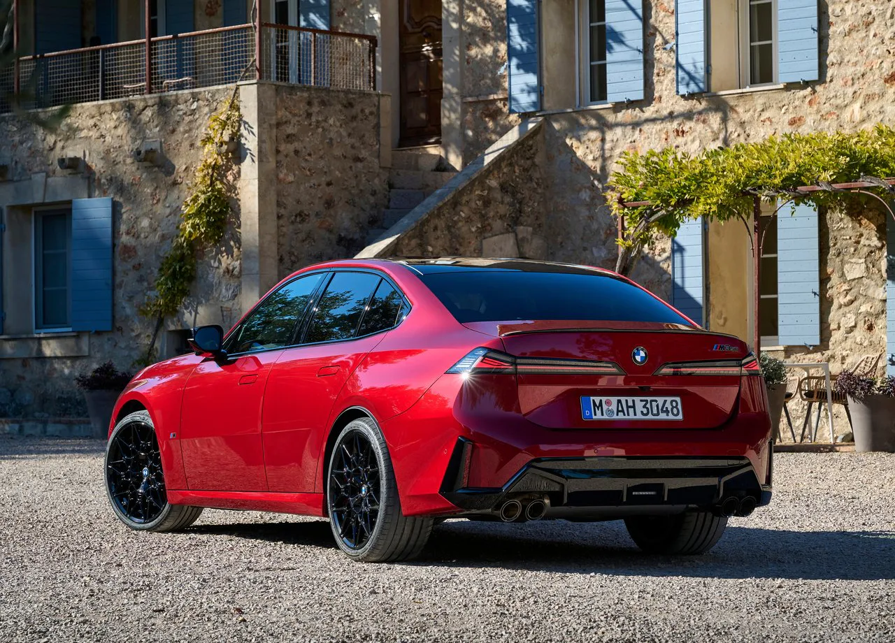 BMW M350 xDrive 2027 (4)