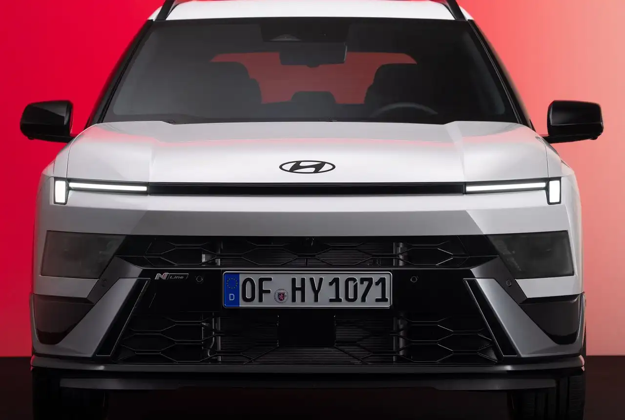 Hyundai Bayon 2027 detalhe roda exterior