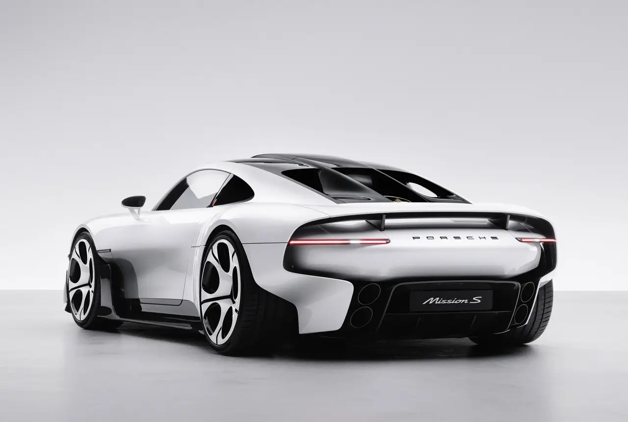 Porsche Mission S