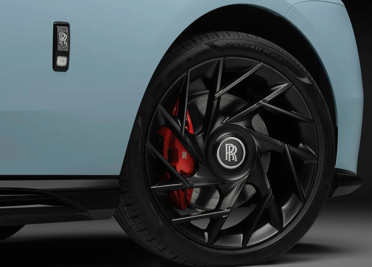 Rolls Royce Spectre Black Badge Series II 2027 (1)