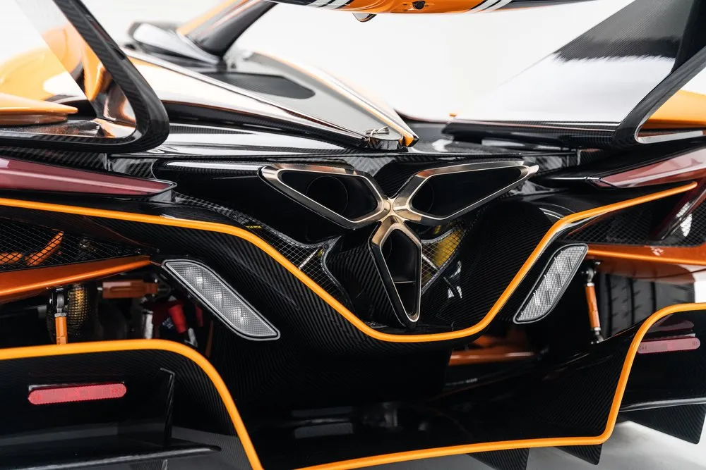 Apollo Automobil Intensa Emozione motor