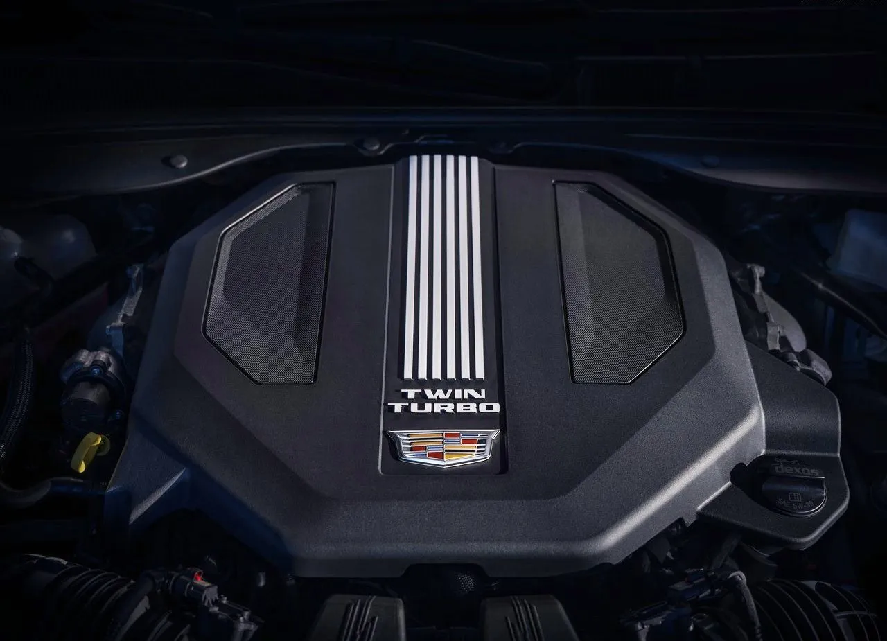 Cadillac CT5-V 2025