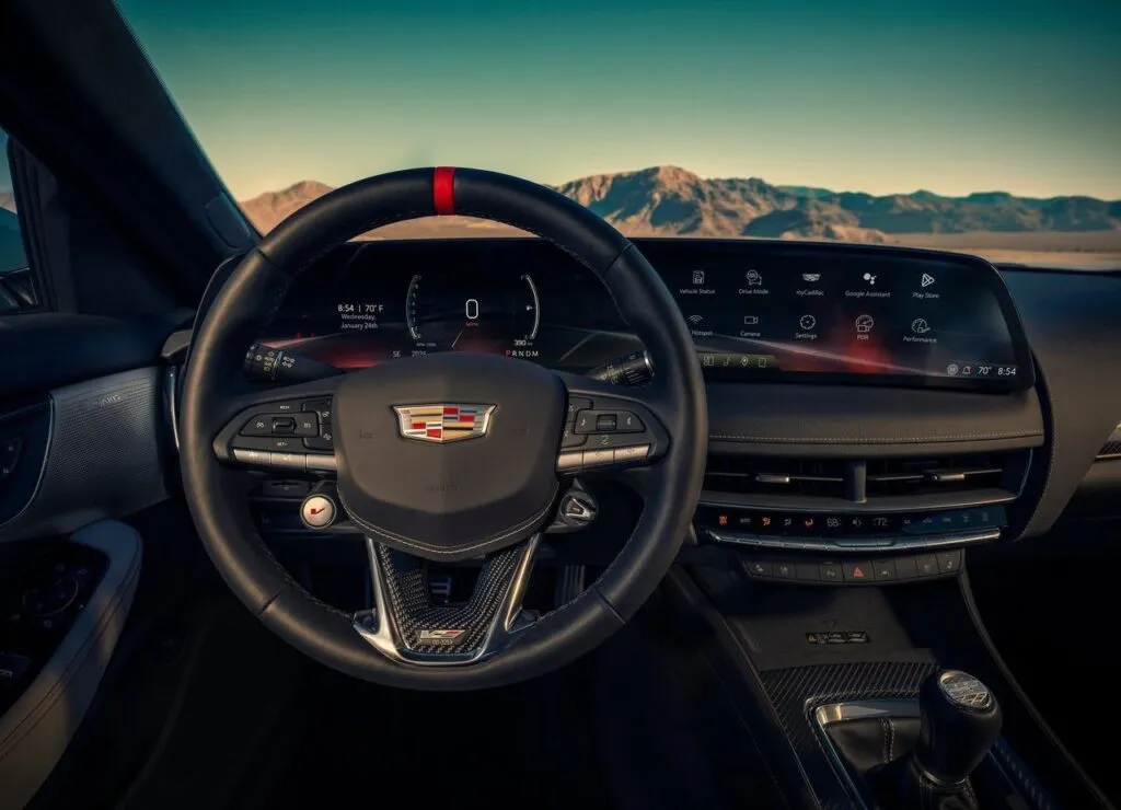Cadillac CT5-V 2025