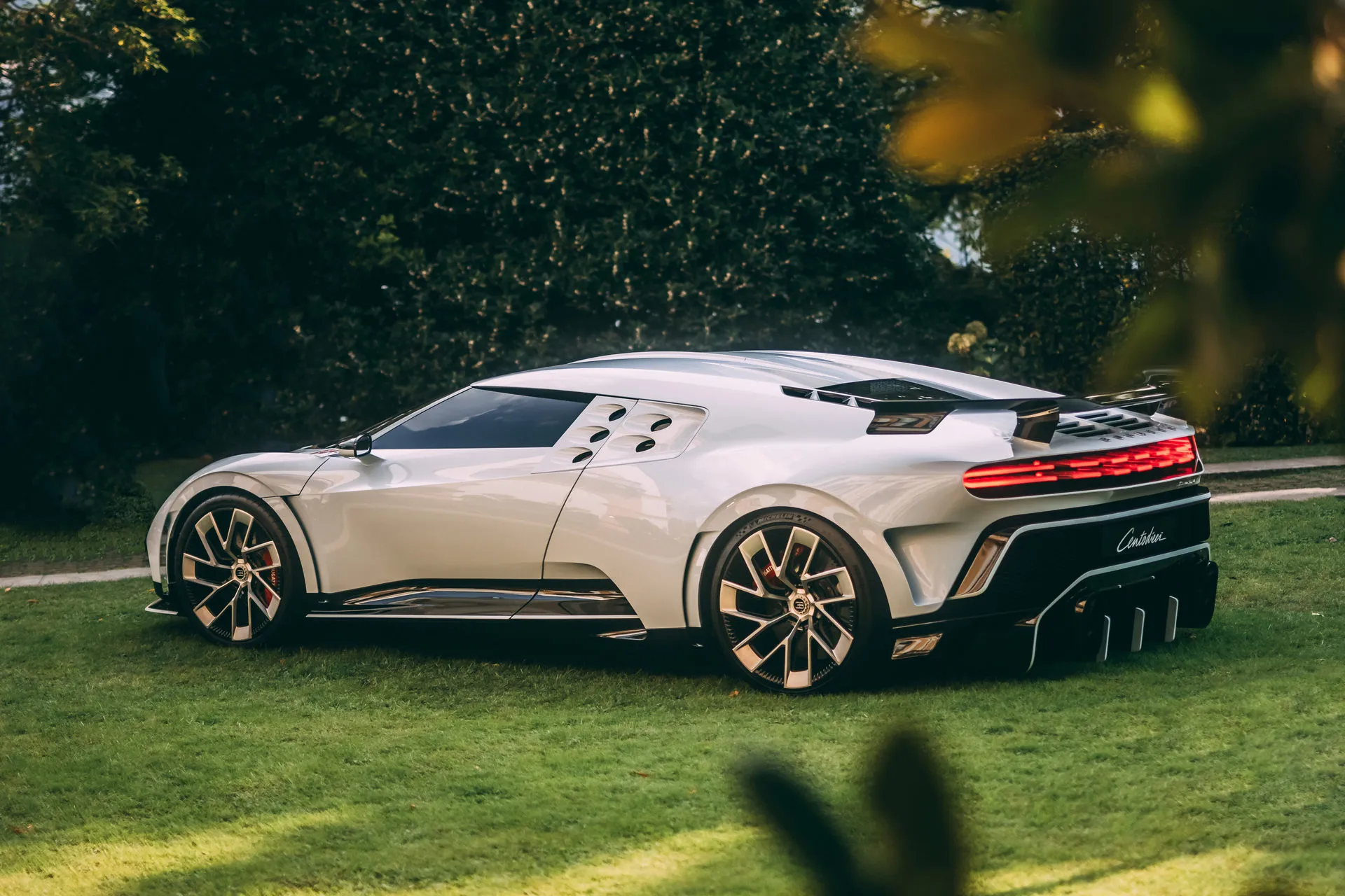 Bugatti Centodieci traseira Bugatti Centodieci traseira